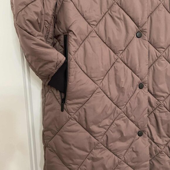 Lululemon Enough Puff Reversible Jacket - Mauve Stone/Black - VEUC - FITS LARGE! - Picture 4 of 14